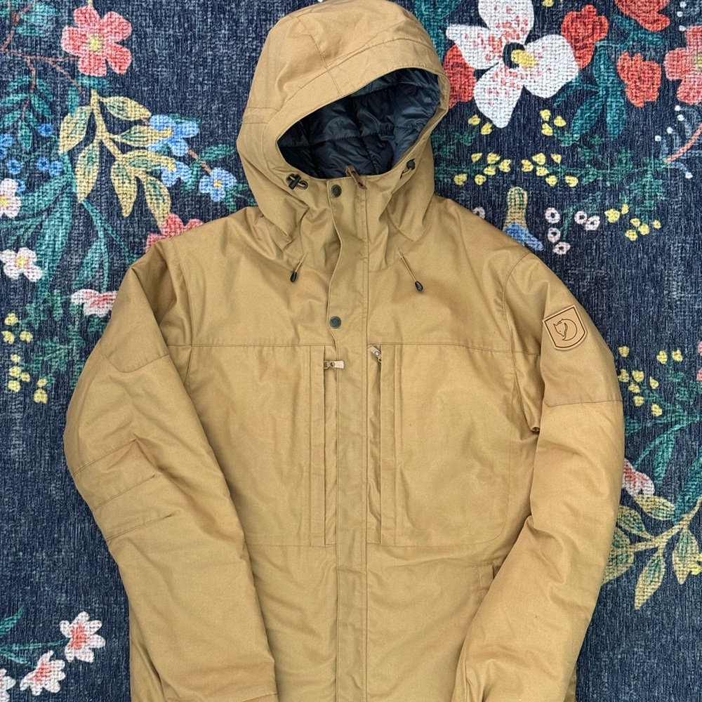 Men's Large Fjallraven Skogso Padded Jacket
Buckwheat Brown Color